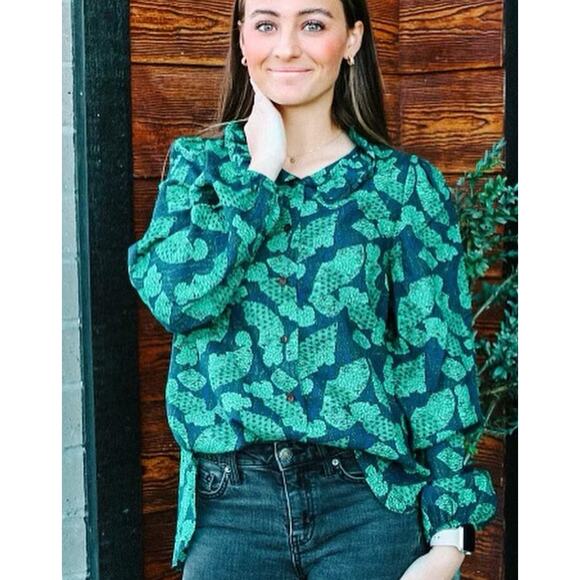 Bucket List Green and Navy Lightweight Cotton Button Up Ruffle Neck Blouse Small - Picture 1 of 12